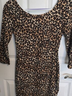 Guess Leopard Print Scoop Neck Dress - Tan & Black